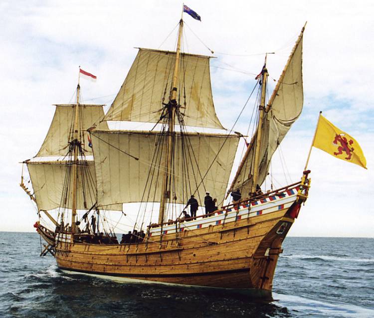 Duyfken_Replica_Under_Sail